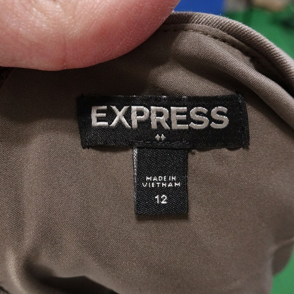 EXPRESS RAYON POLYESTER SKIRT WOMENS SIZE 12 EUC - Picture 6 of 7